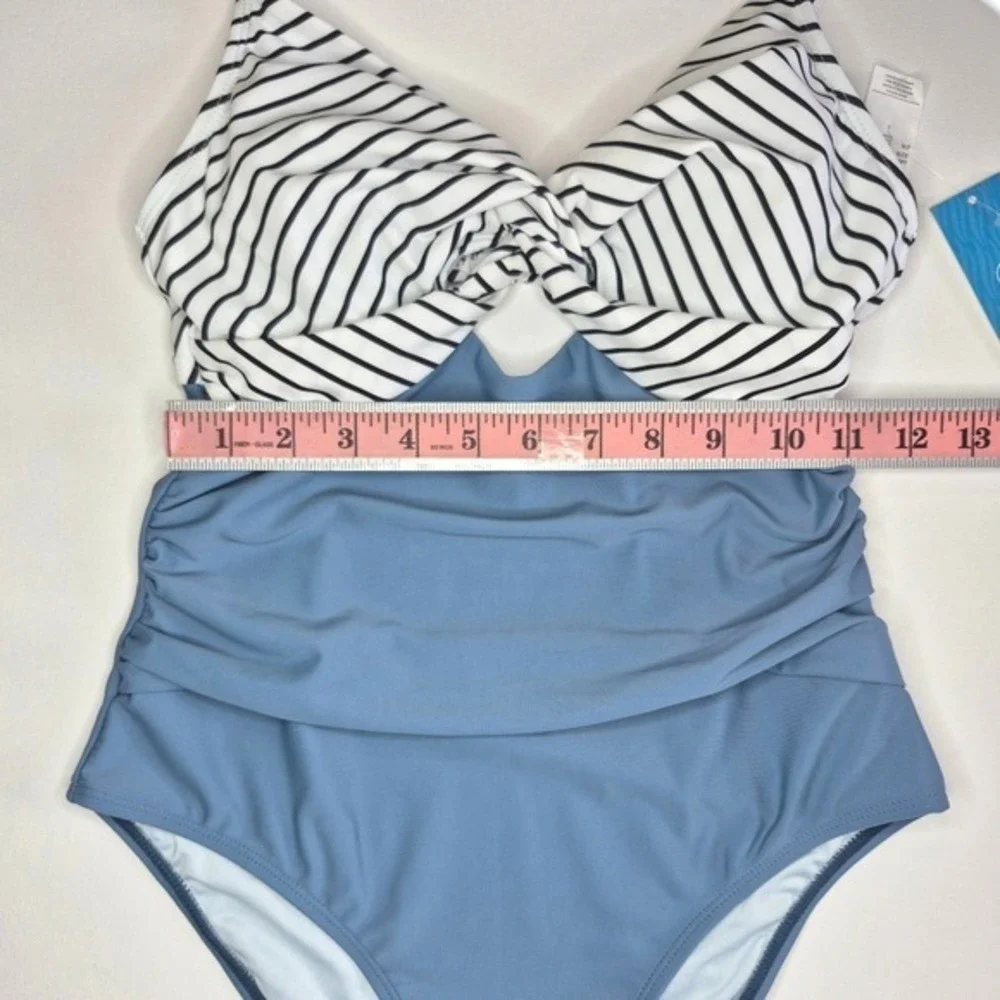 Cupshe Striped Twist Front Ruched One Piece Swimsuit Blue‎ White Small NWT